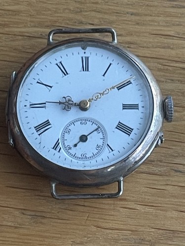 Schöne sehr alte - sehr, armbanduhr